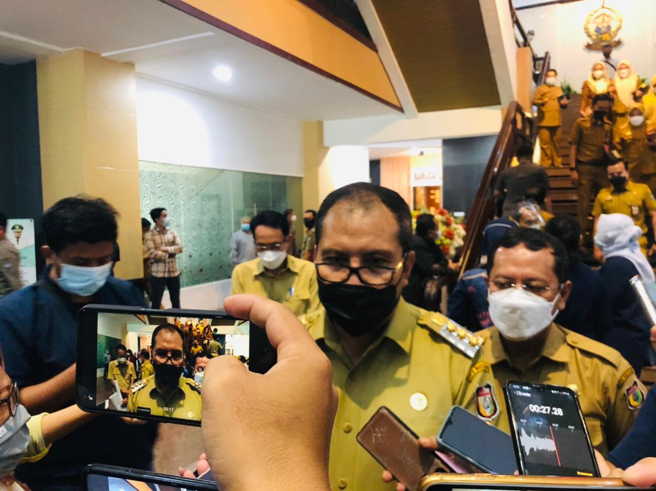 Dinilai Lamban Tangani Banjir, Danny Copot Kepala BPBD dan Kadis Sosial Makassar